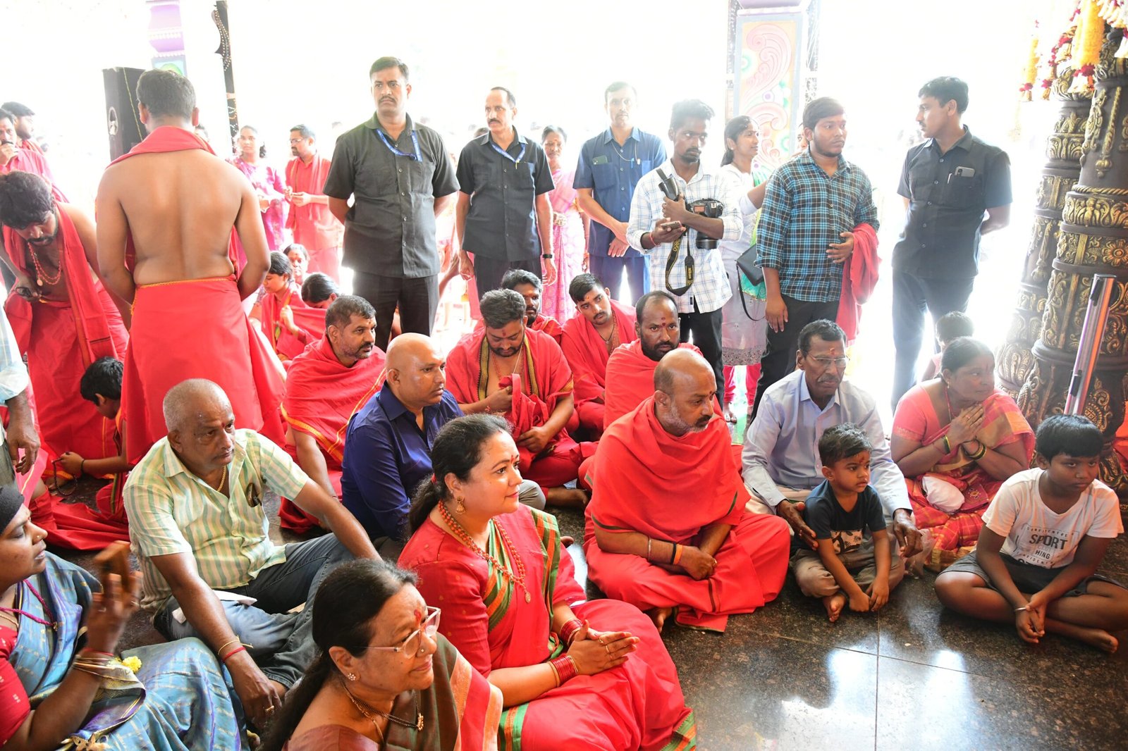 అంగరంగ వైభవంగా శ్రీ దేవి శరన్నవరాత్రి ఉత్సవాలు.. 2 IMG 20241011 WA0102 scaled
