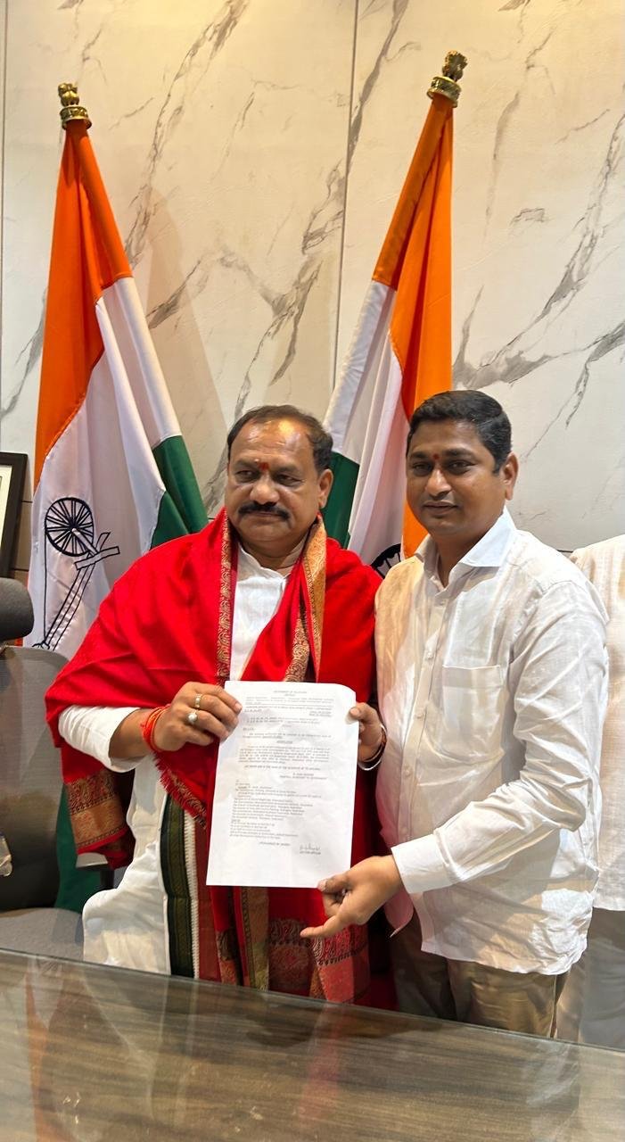 నియామక పత్రం అందజేసిన, కాంగ్రెస్ రాష్ట్ర రథసారధి.. 2 IMG 20241012 WA0004