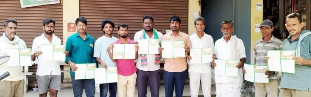 సేవాలాల్ సేన ప్రజా రగ్ జోళ్ యాత్ర కరపత్రాలు ఆవిష్కరణ 1 IMG 20241121 WA0217
