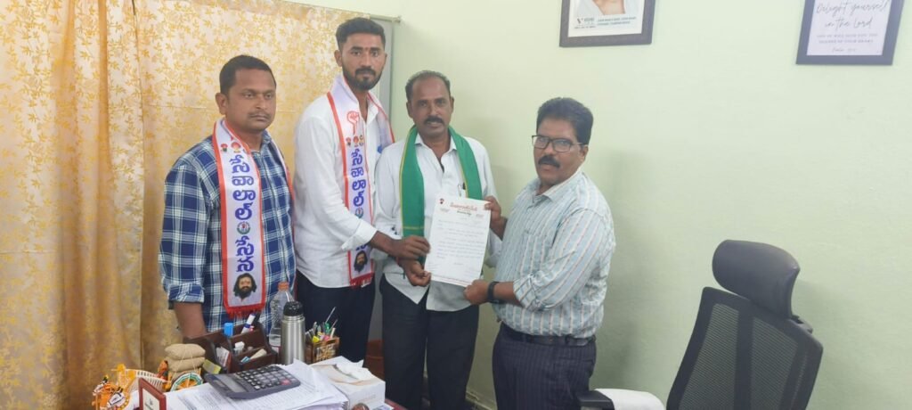 ఎస్టీ కార్పొరేషన్ సబ్సిడీ నిధులను చేయాలి: సేవాలాల్ సేన జిల్లా అధ్యక్షుడు గుగులోత్ భద్రు నాయక్ 1 IMG 20241218 WA0252