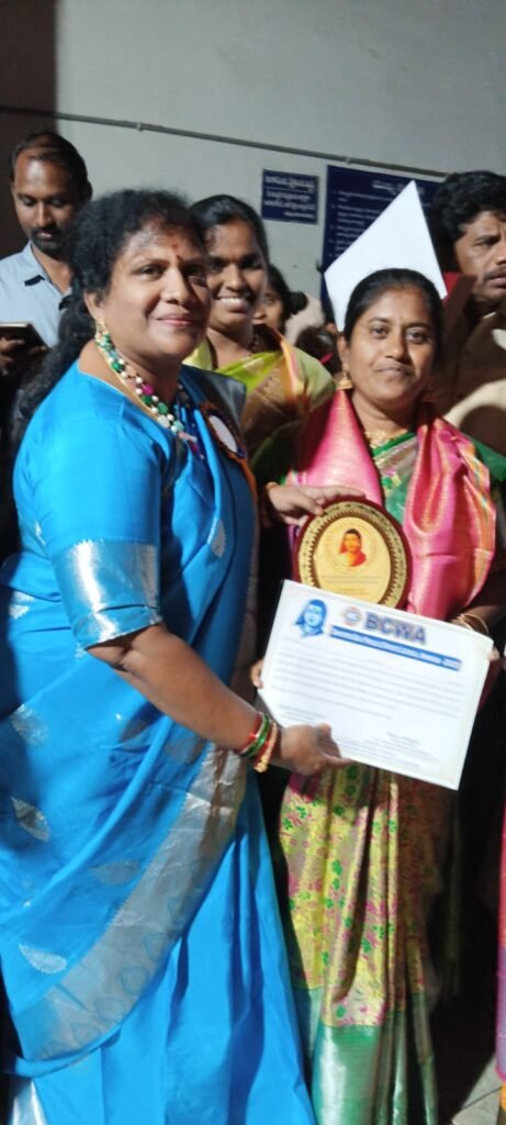 సామాజిక కార్యకర్త నాగుల జ్యోతికి జ్యోతిబాపూలే రాష్ట్ర స్థాయి మహిళా ప్రతిభ పురస్కారం 1 IMG 20250103 WA0319
