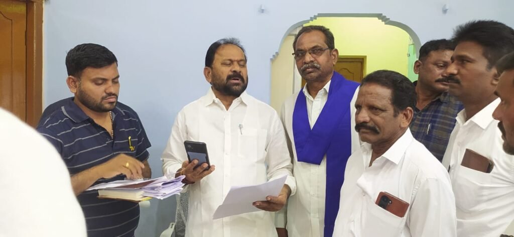 ముఖ్యమంత్రికి లెటర్ ఇచ్చిన ఎమ్మెల్యే రామదాస్ నాయక్ 1 IMG 20250217 WA0409