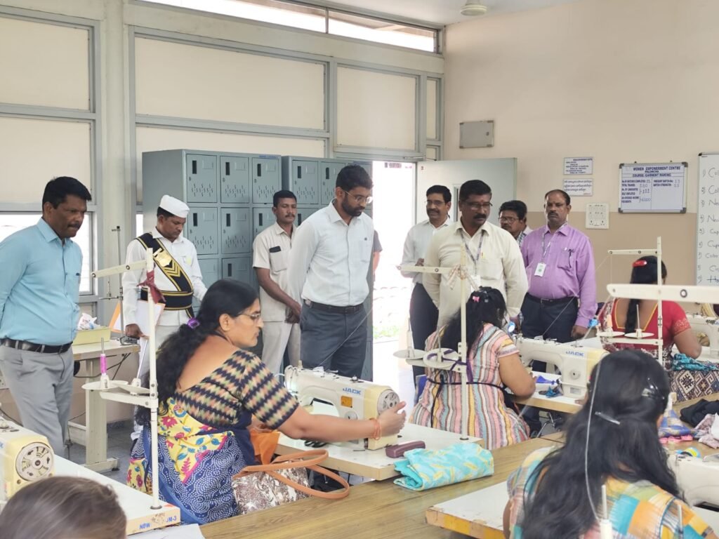 వృత్తి నైపుణ్య శిక్షణతో ఉపాధి అవకాశాలు : జిల్లా కలెక్టర్ జితేష్ వి. పాటిల్. 1 IMG 20250228 WA0295
