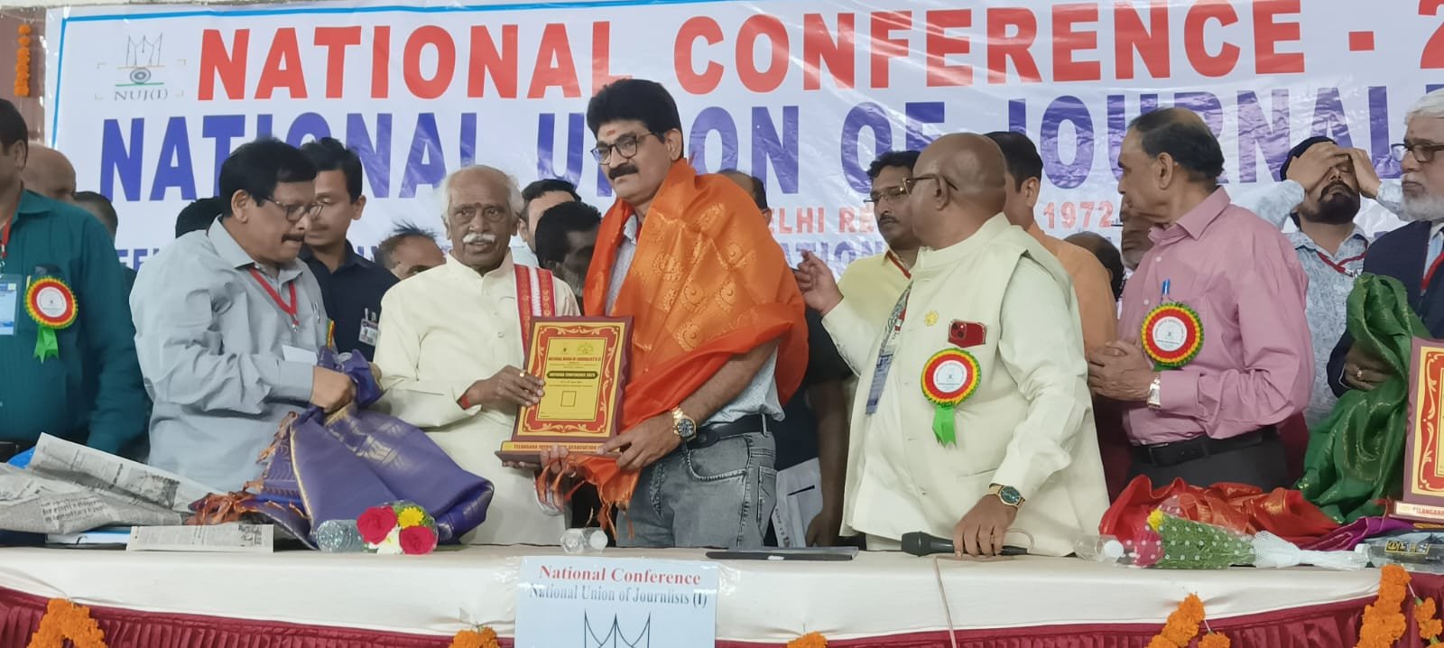 జర్నలిస్టులు అవినీతిపై కలం ఎక్కు పెట్టాలి -హర్యానా గవర్నర్ బండారు దత్తాత్రేయ 1 IMG 20250413 WA1780