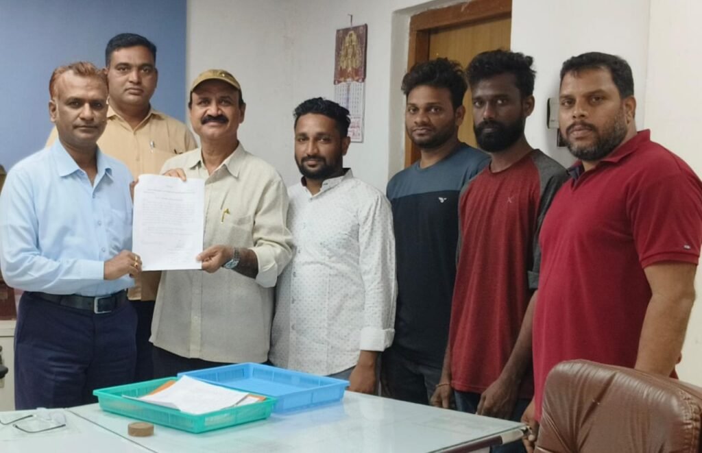 ఈపి ఆపరేటర్ల పదోన్నతుల లేఖలు అందజేయాలి 1 IMG 20250516 WA0176