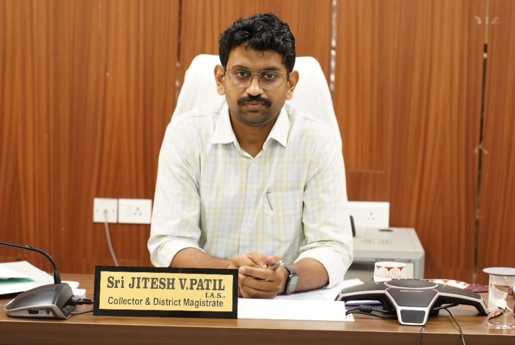 రైతు నేస్తం కార్యక్రమానికి అన్ని ఏర్పాట్లు పూర్తి చేయాలి : జిల్లా కలెక్టర్ జితేష్ వి. పాటిల్ 1 IMG 20250515 WA0330