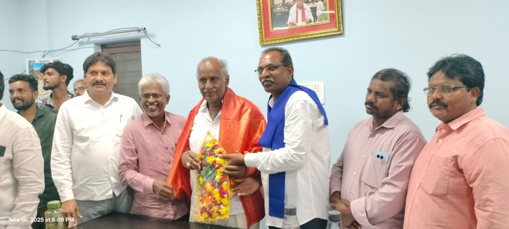 ఎమ్మెల్యే కూనంనేనికి జన్మదిన శుభాకాంక్షలు 1 IMG 20250615 WA0395