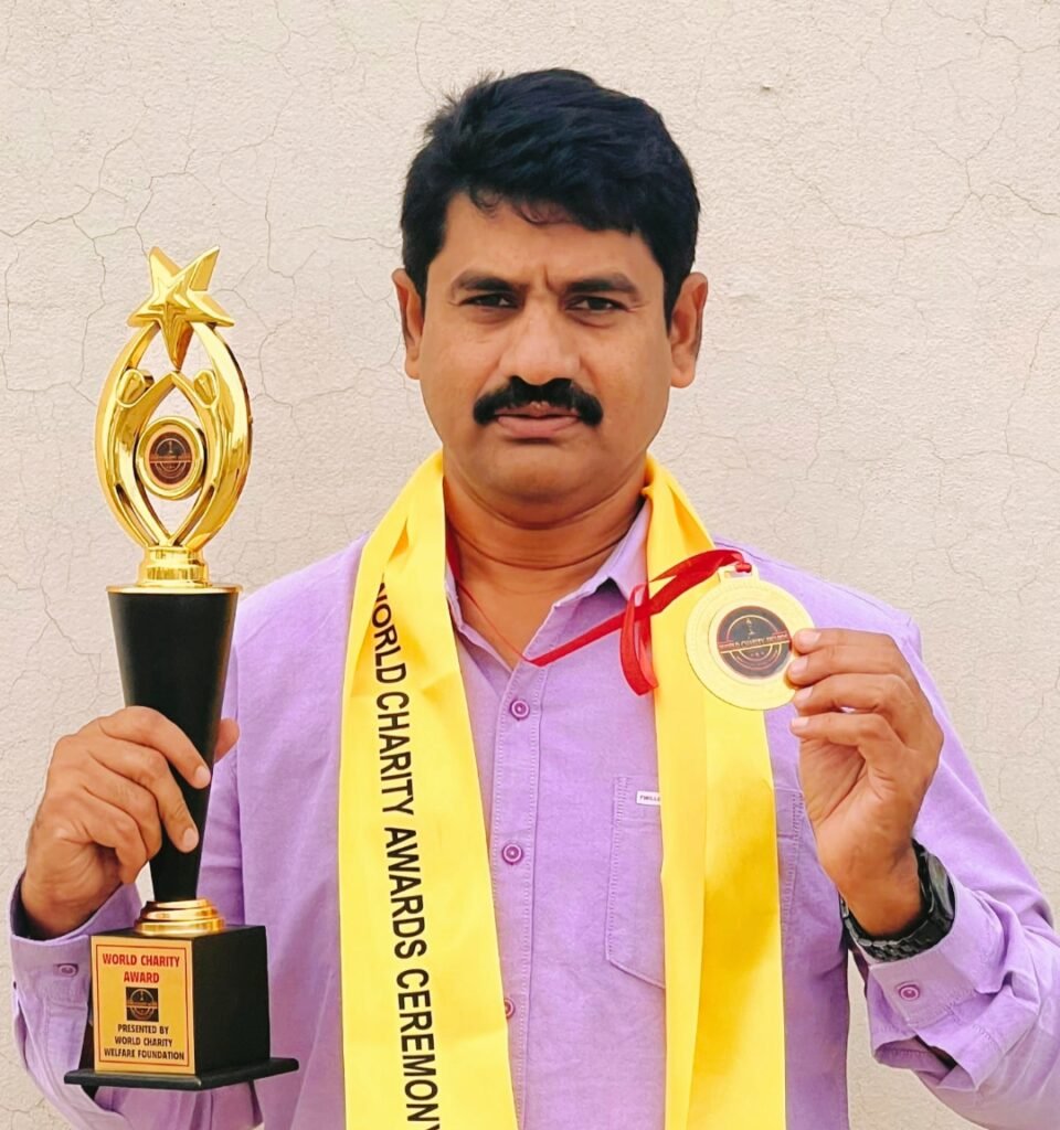 అంతర్జాతీయ విద్యా పురస్కారం అందుకున్న డా.రామకృష్ణ 1 IMG 20250625 211330