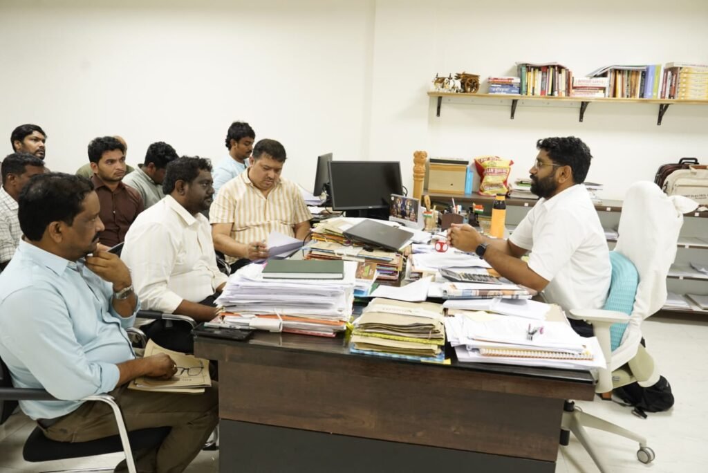 జిల్లాలోని వైద్య విధాన పరిషత్ ఆస్పత్రులపై జిల్లా కలెక్టర్ జితేష్ వి పాటిల్ సమీక్ష సమావేశం 1 IMG 20250703 WA0275